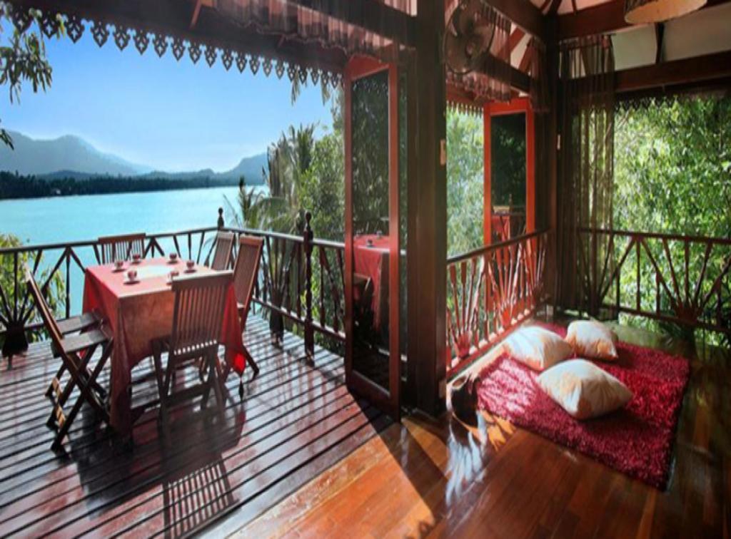 Villa 7 Bedroom Seafront Phanghan Sdv232-by Samui Dream Srithanu