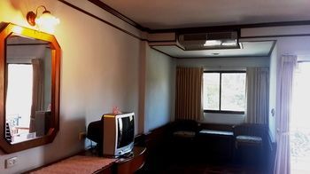 The New Chaweng (Koh Samui)