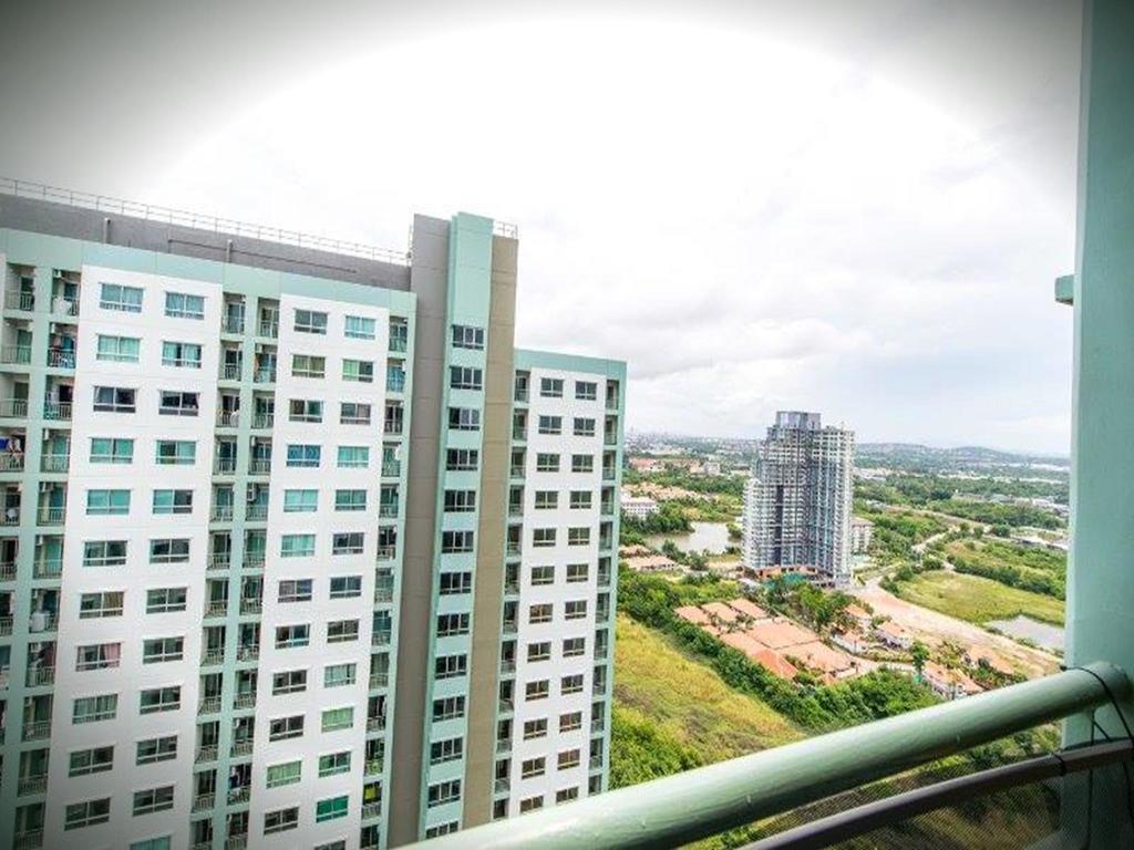 Lumpini Seaview Top Floor Apartment Jomtien Beach