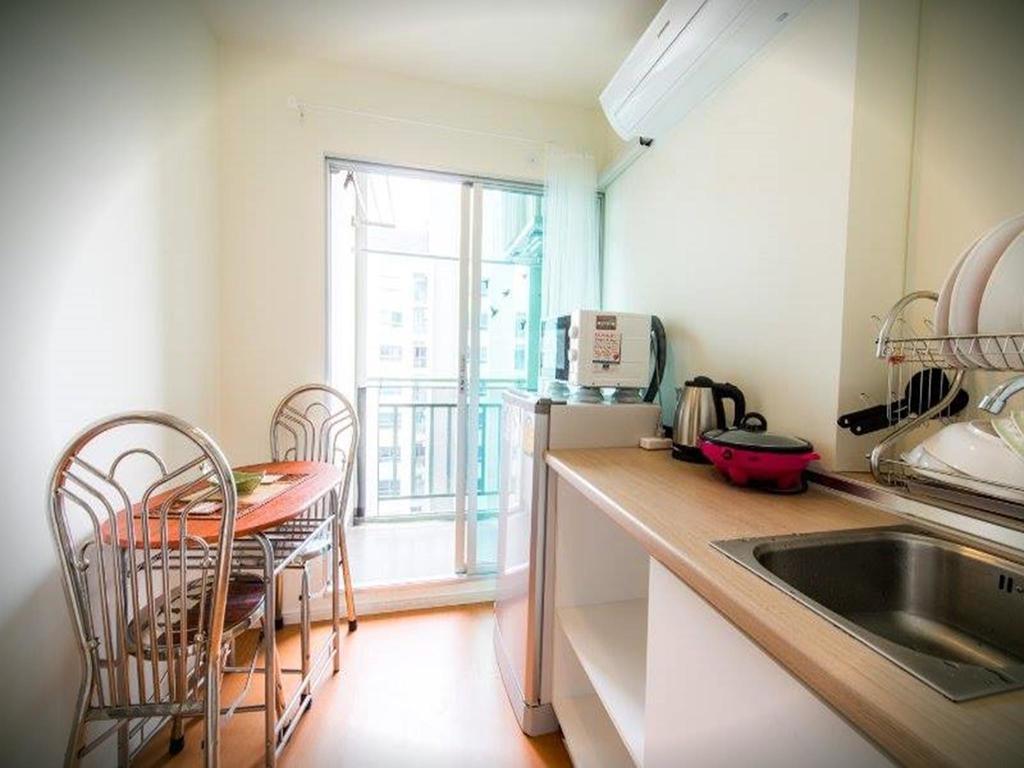 Lumpini Seaview Top Floor Apartment *