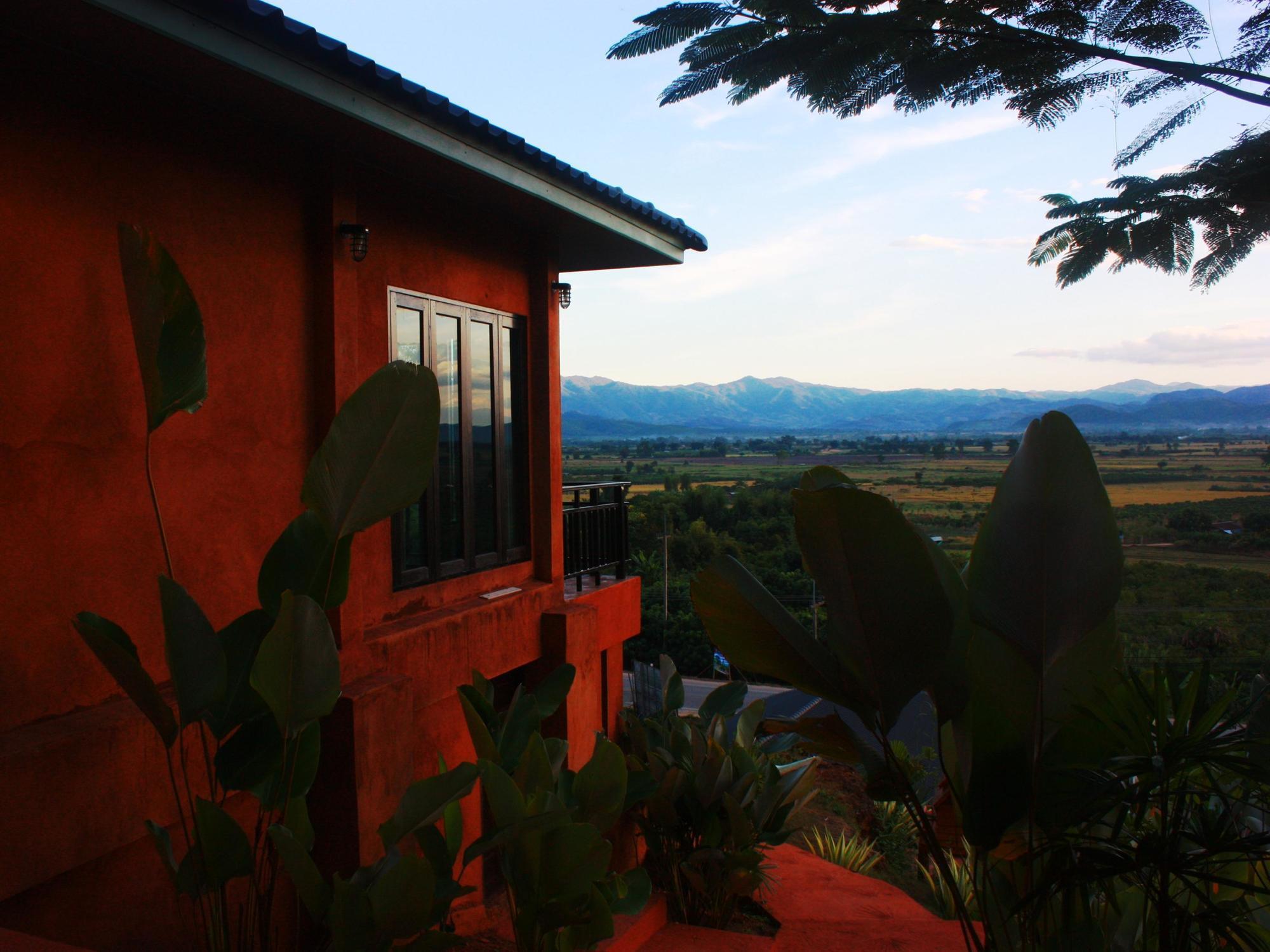 Thaton Hill Hotel Karon