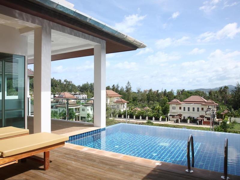 Bangtao Tropical And 4* Praia de Bang Tao
