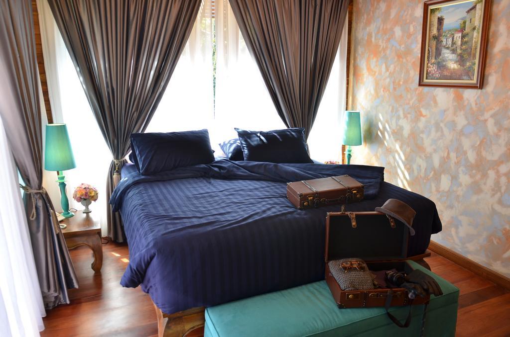 32 Coffee Hill & Resort