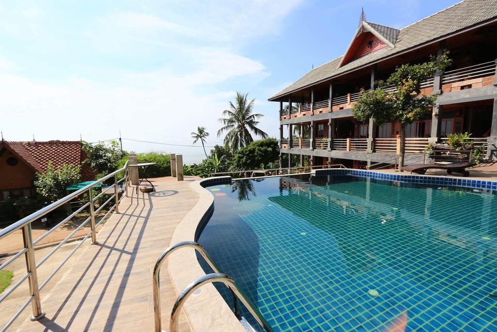 Sea Rock Resort Ko Pha Ngan