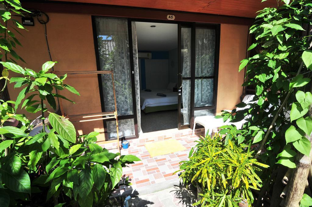 Dee Dee Beach House 2* Phi Phi Don