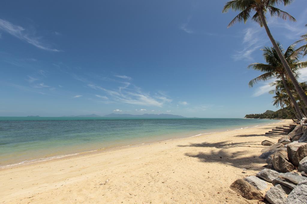 Tradewinds Beach House *