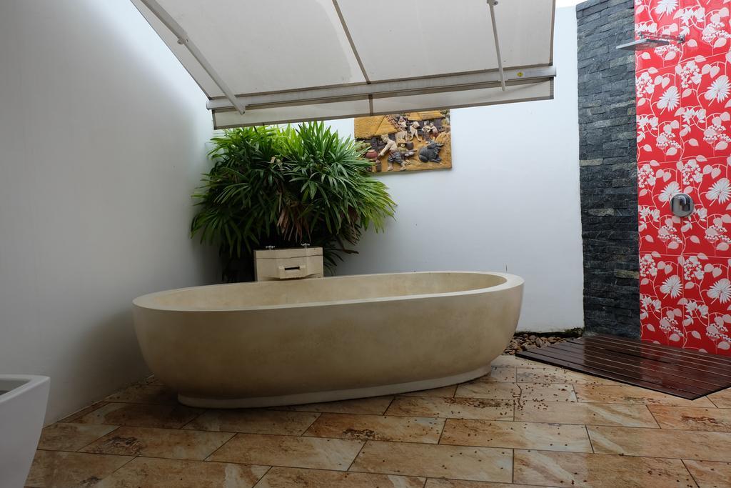 Jean Pool Villa *