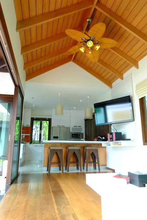 Jean Pool Villa *