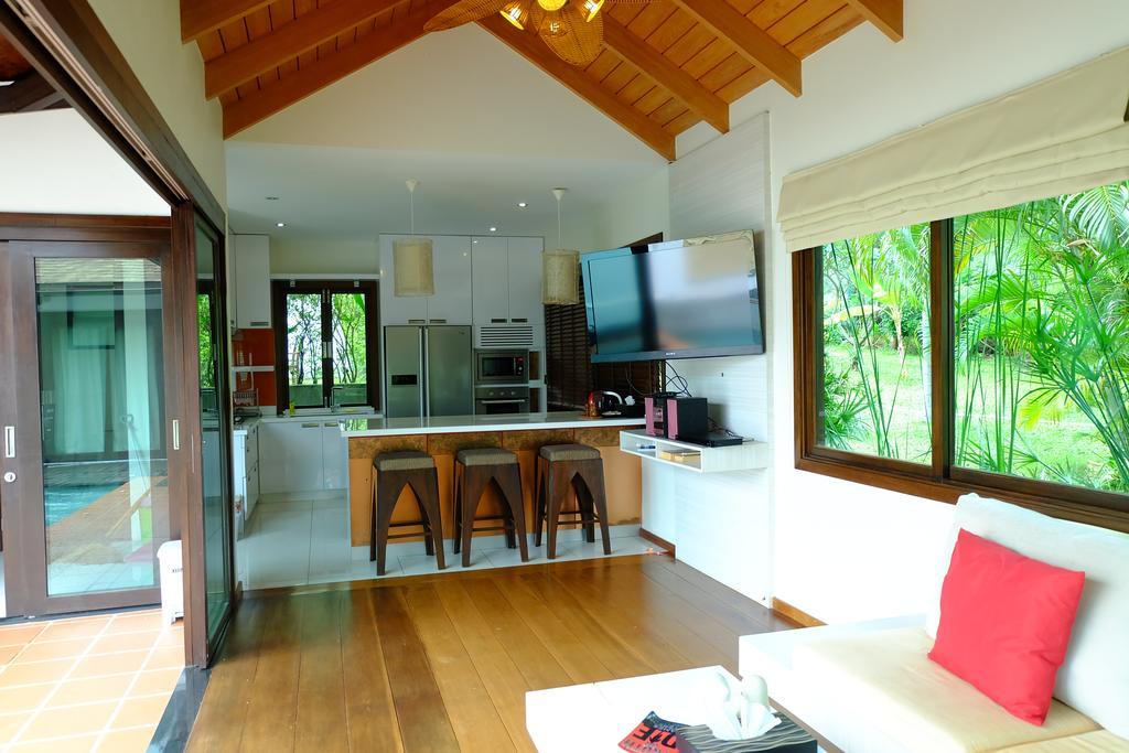 Jean Pool Villa *