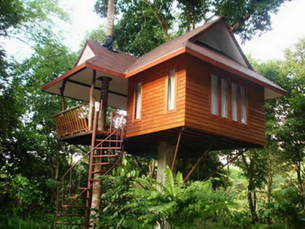 Baan Khao Sok *