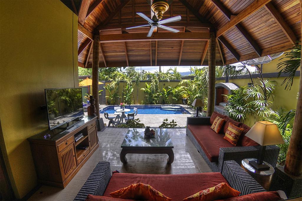 Amber Villa