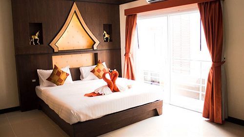 Panomporn Phuket 2*