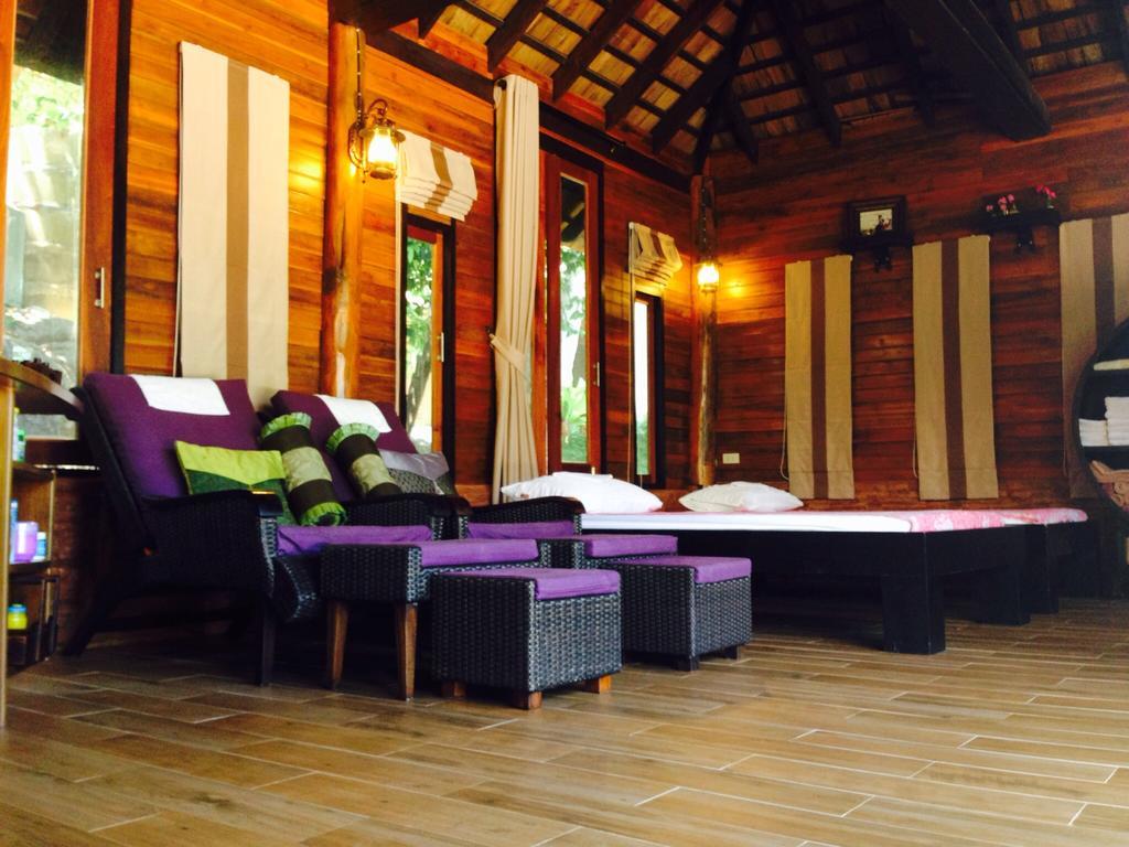 Club Hotel 3*