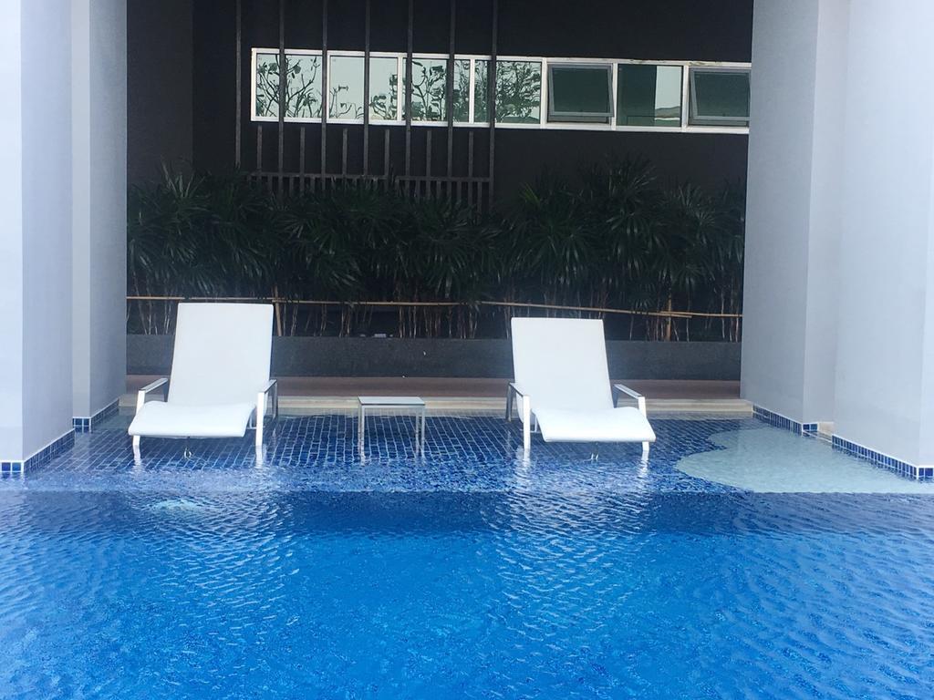 Baan Kieng Fah Hua-hin By Montri C. * Hua Hin