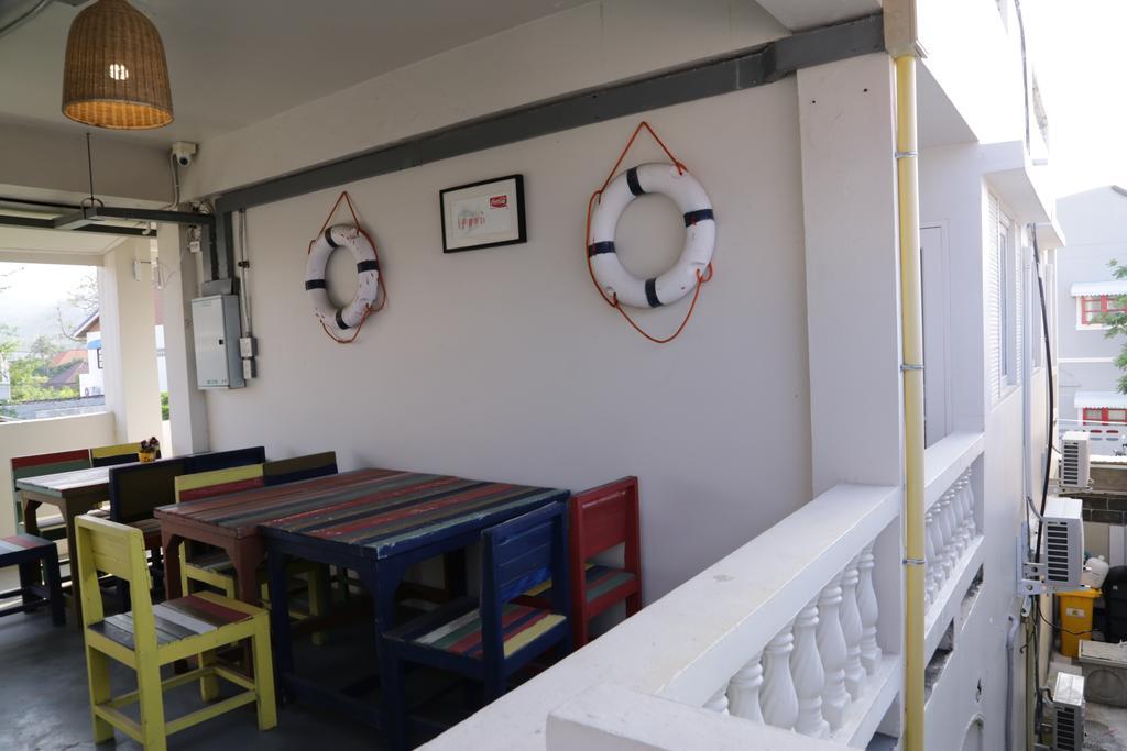 Hostel The Pier *