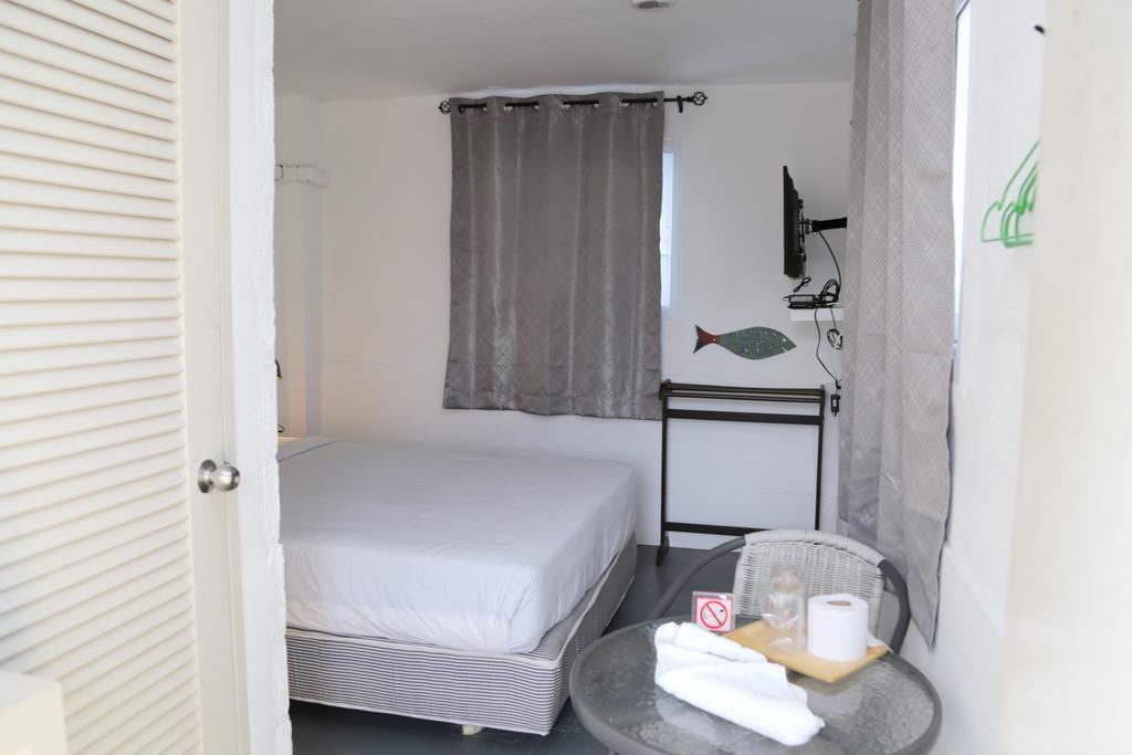 Hostel The Pier *