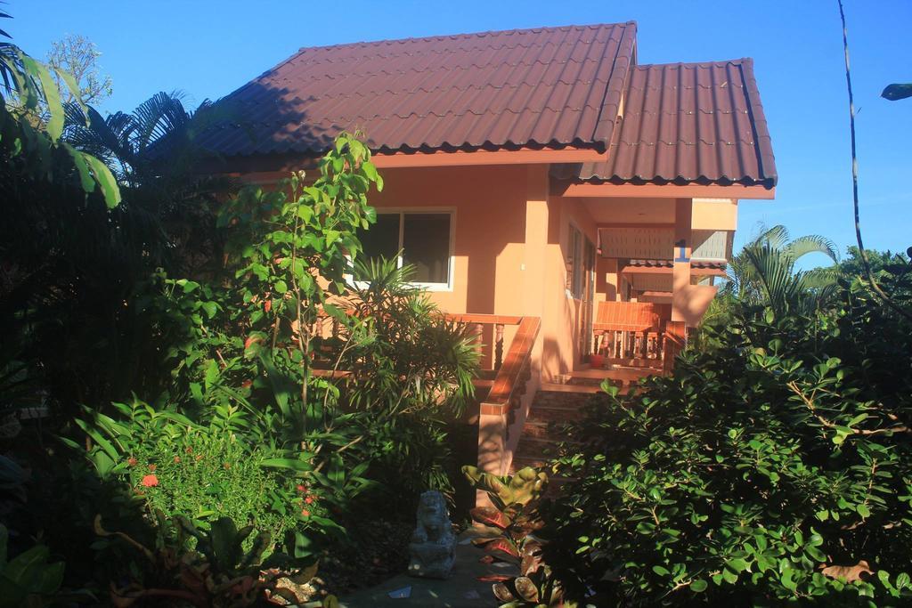 Guest house Baan Mek Lom