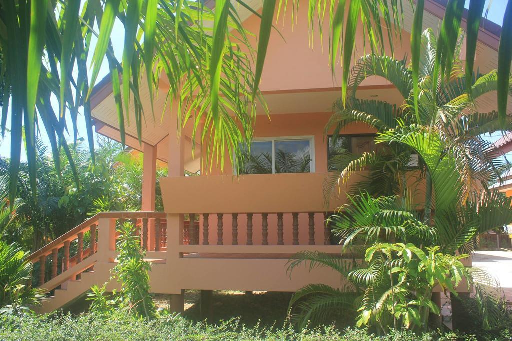 Baan Mek Lom Guest house Khao Lak