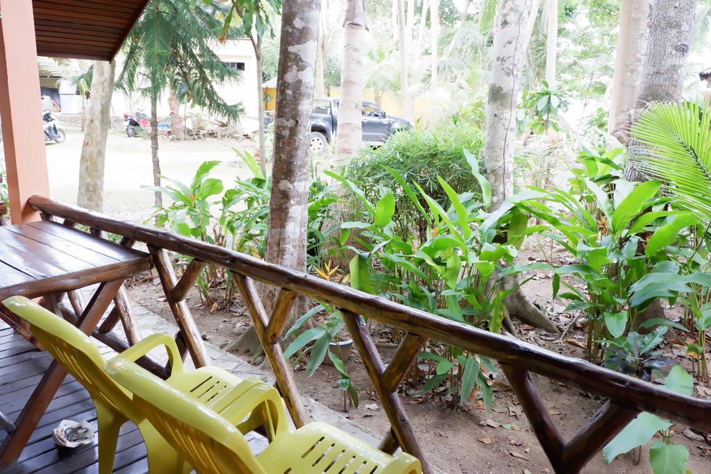 Paradise Palms Resort 3*