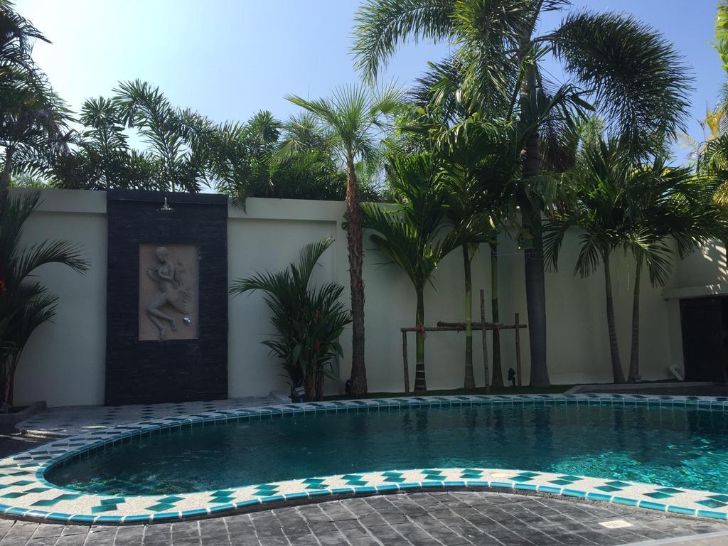 Majestic Pool Villa Pattaya