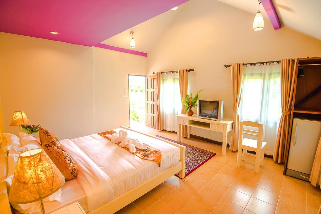 Resort E-outfitting 3*