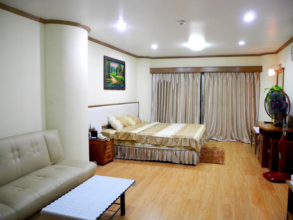 Sky Orchid Beachfront Apartment *