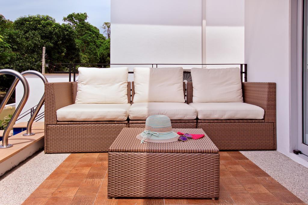 Blue Wave Choengmon Villa *