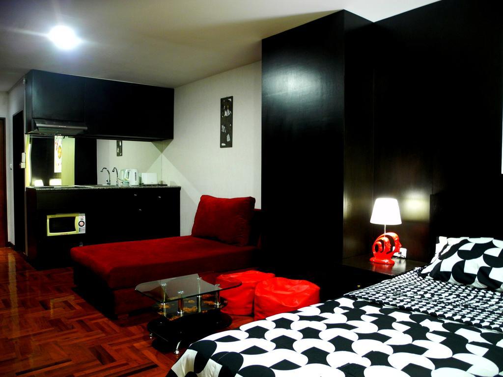 Sky Orchid Beachfront Apartment