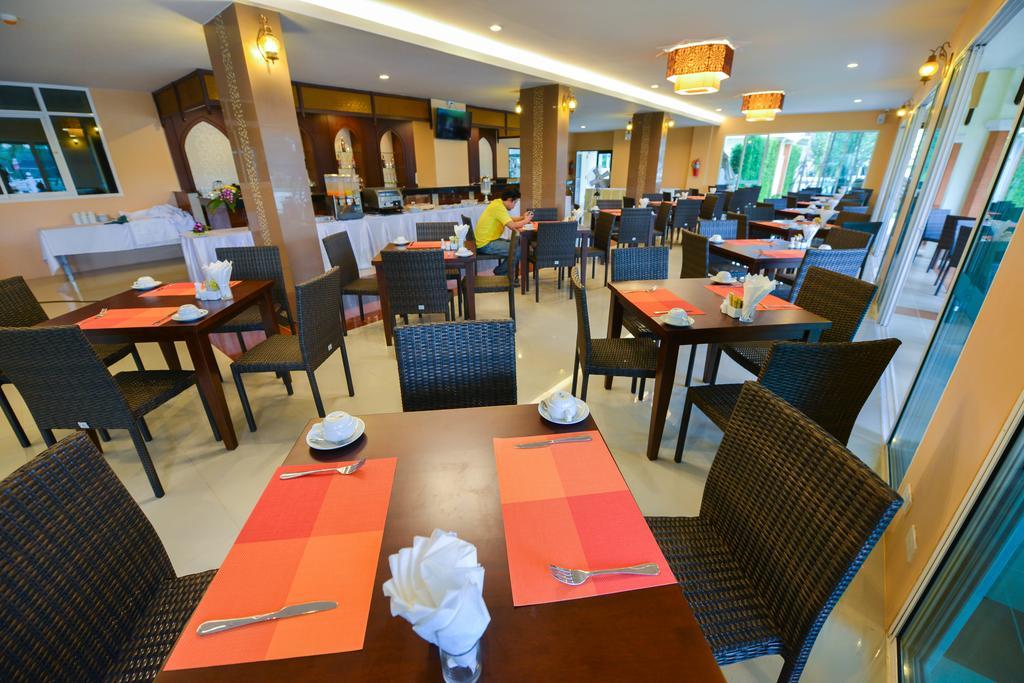 Front Bay Resort