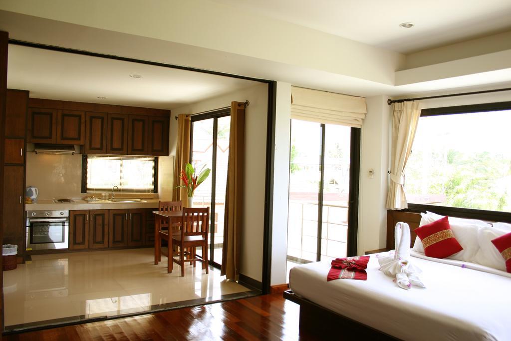 Chaweng Lakeview Condotel Koh Samui