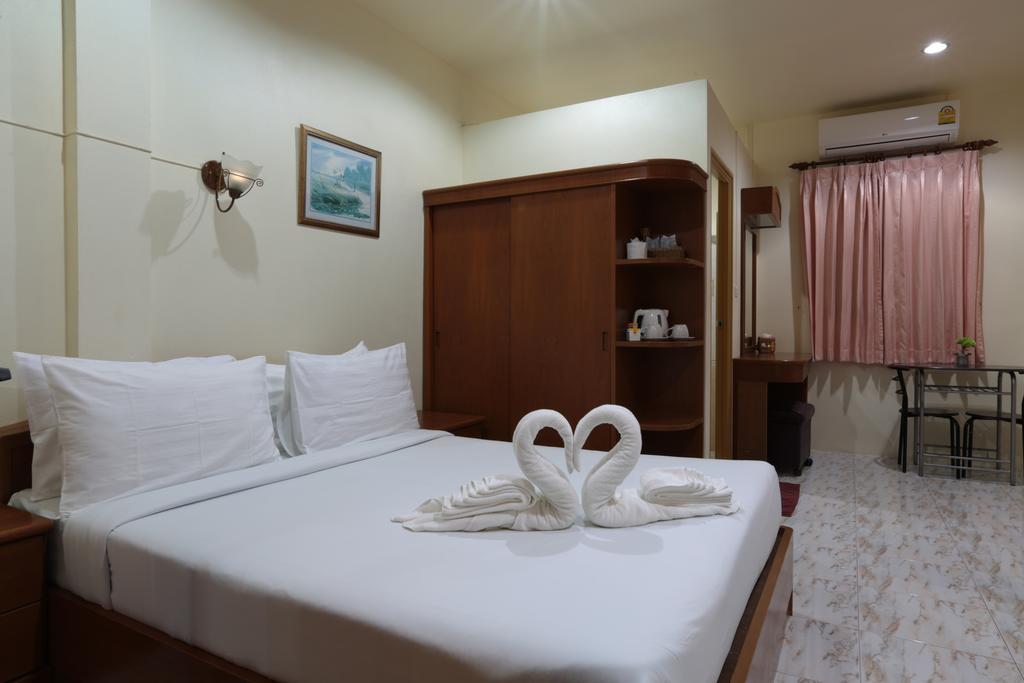 Inn Khun Ying House 2*