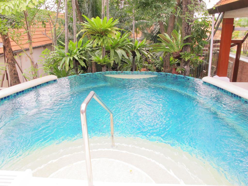 Villa The Three Elephants