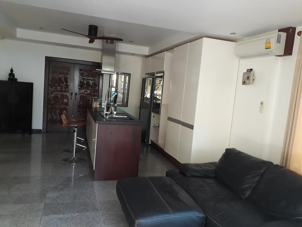 Halfmoon House Guest house *