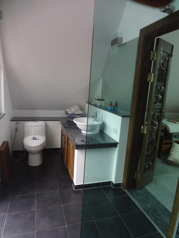 Halfmoon House Guest house