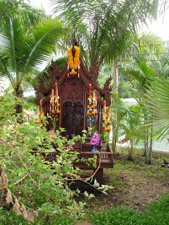 The Three Elephants Villa *
