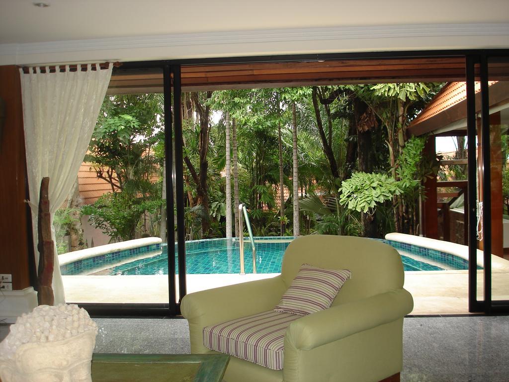Villa The Three Elephants *