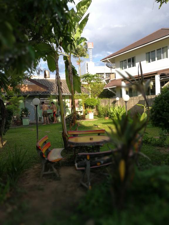 Hotel Baan Bua 2*