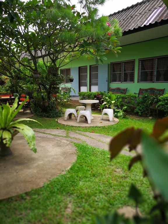Baan Bua Chiang Rai