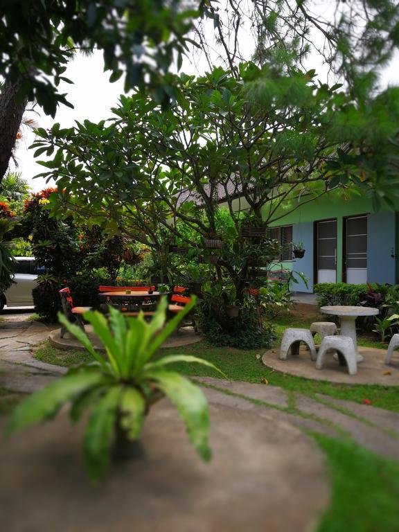 Baan Bua Hotel 2*