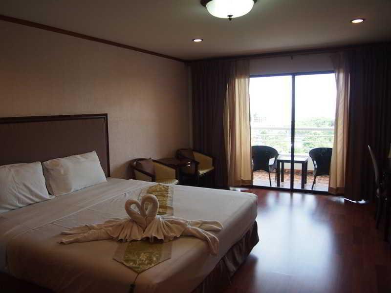 Apartment Abricole At Hill Pattaya