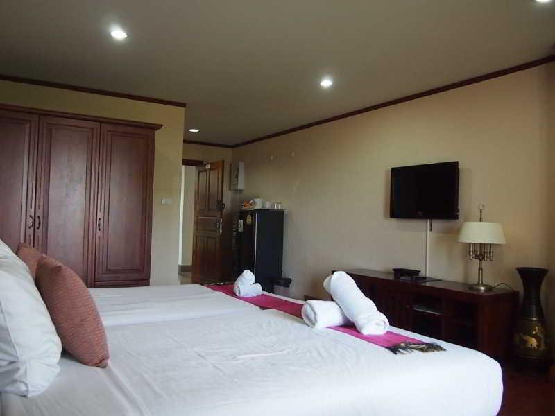 Abricole At Hill * Pattaya