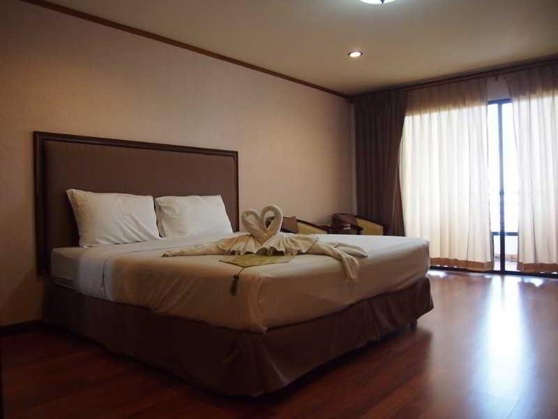 Abricole At Hill Apartment Pattaya
