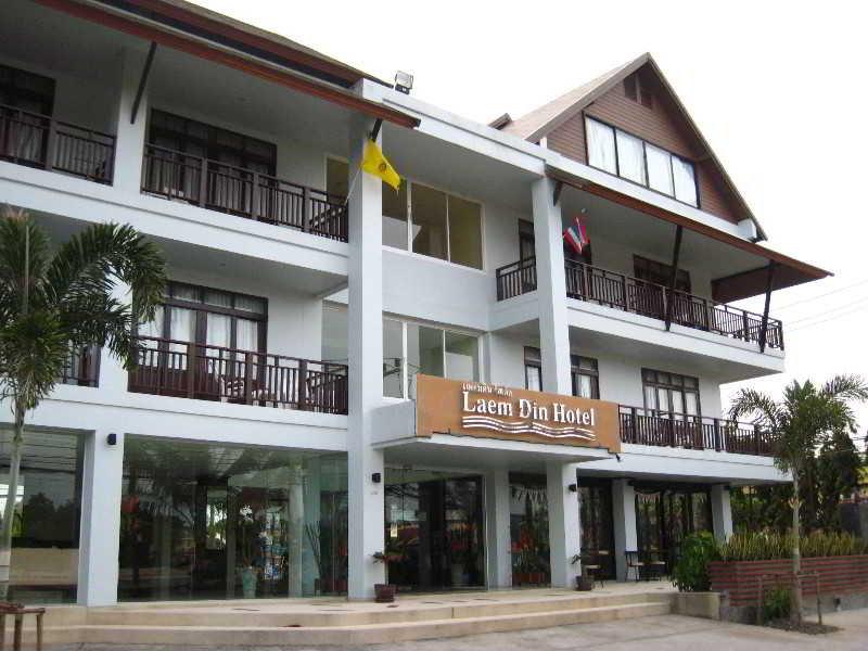 Hotel Laem Din 2*