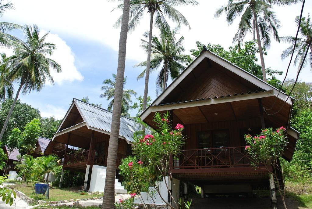 Hotel Seashell Coconut Village