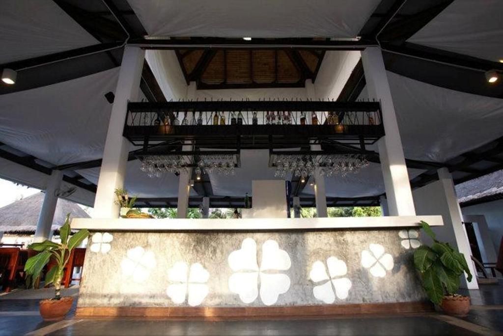 Resort Hutcha Mae Nam