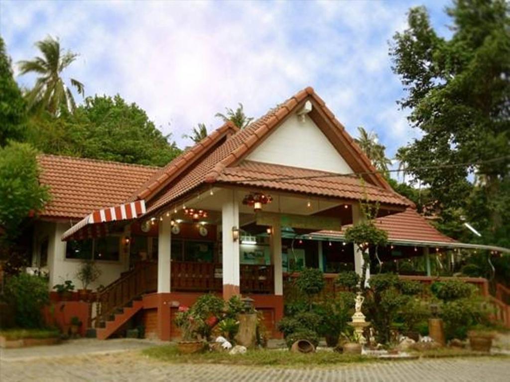Baan Suan Sook 3*