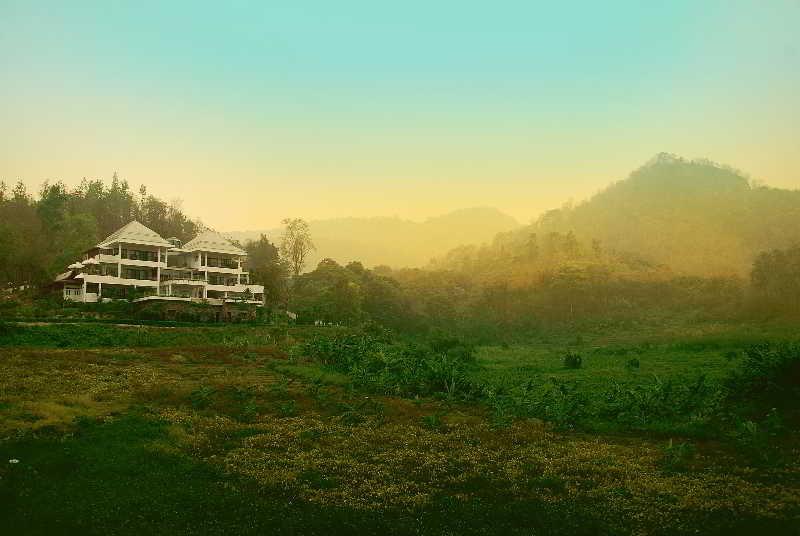 Hotel Baanklangdoi