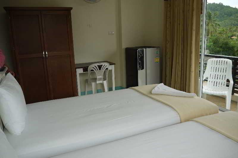 J Aparthotel