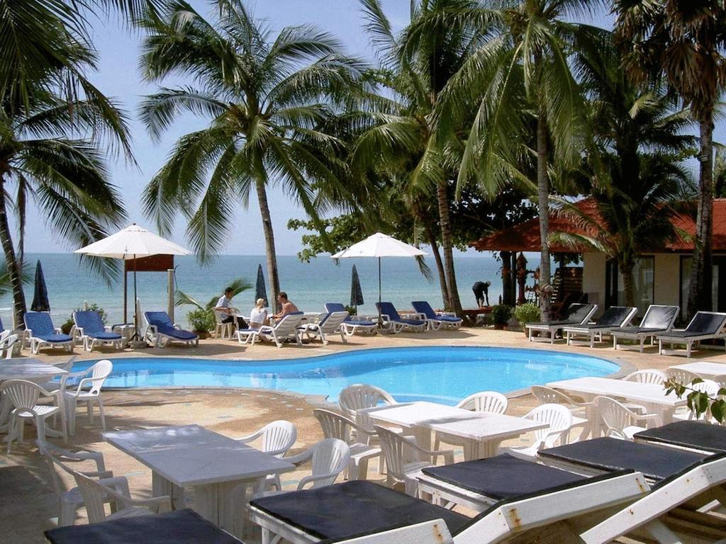 Samui Hotel 3*