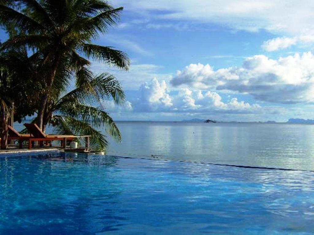 Sunset Cove Resort 2*